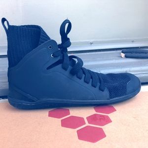 Vivo Barefoot Kanna Hi tops-/ size 39